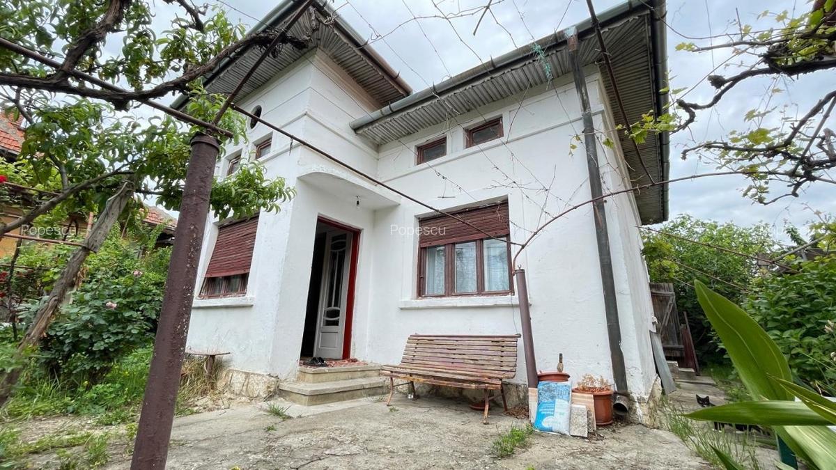 Proprietar vand casa  in  zona centrala a  orasului - 2