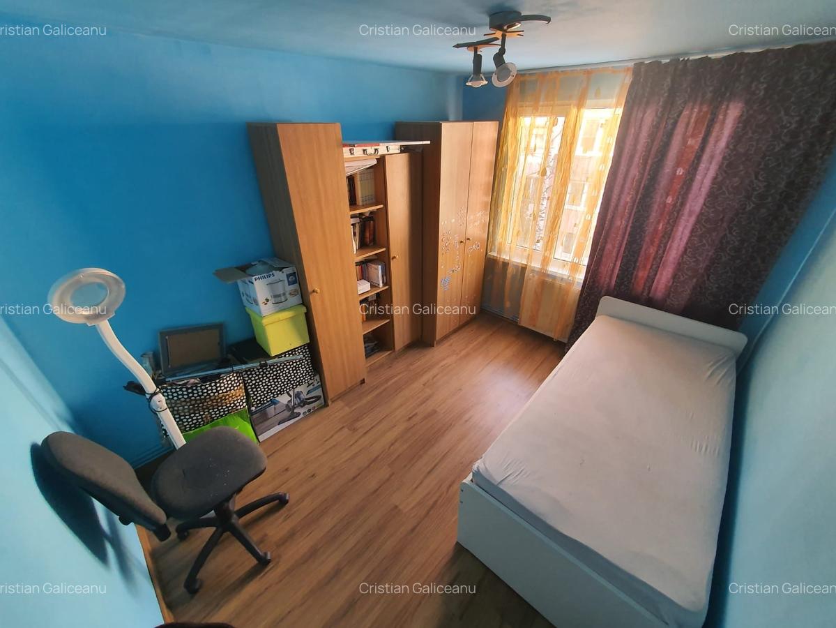 Apartament spațios, 4 camere, decomandat, Craiter - 12