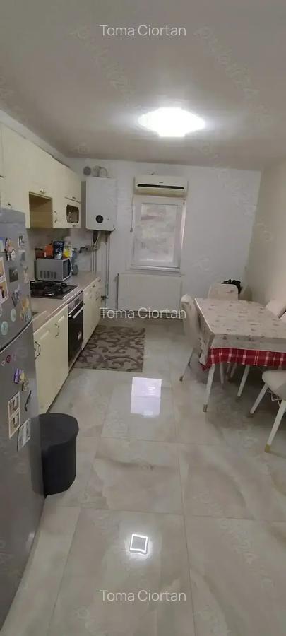 Proprietar vand apartament cu 2 camere - 5