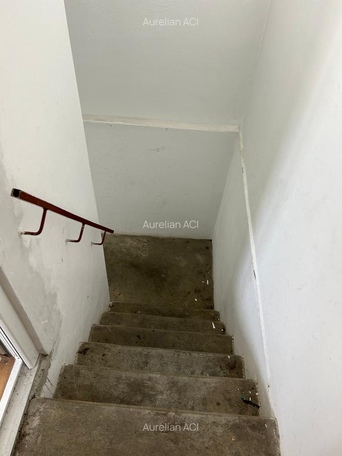 Casă cu 6 camere în Drumul Sării - 12