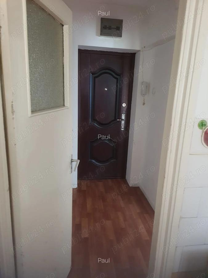 Apartament 2 camere de vanzare - Bulevardul Basarabia, etaj 2, zona excelenta! - 2