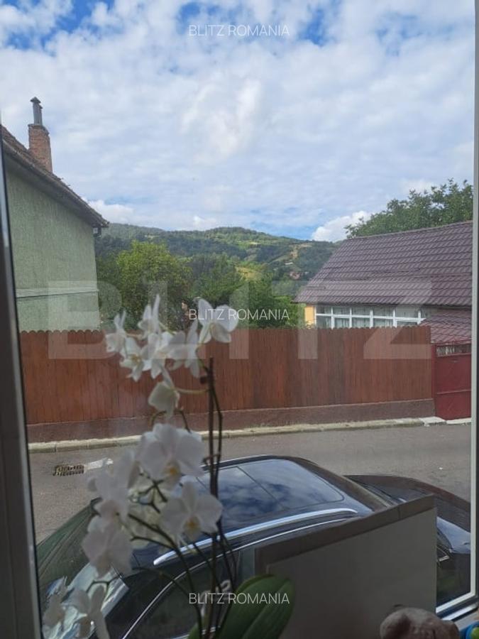 Casa individuala de vanzare in Scheii Brasovului (zona Piata Unirii/Centru) - 1