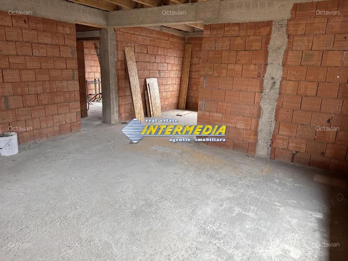 Casa noua de vanzare la rosu in Alba Iulia teren 423 mp - 7