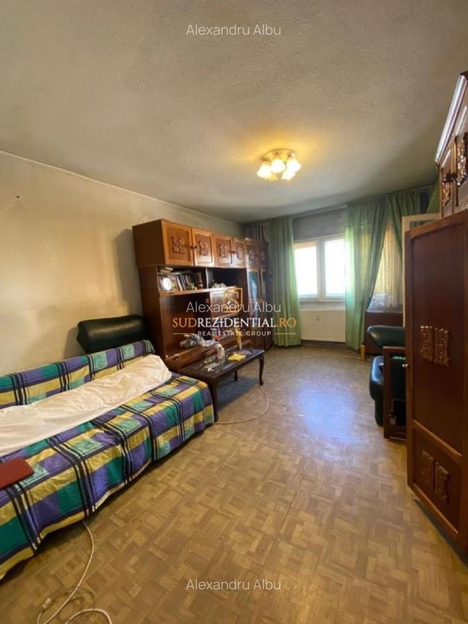 Garsoniera Tineretului, Metrou Timpuri Noi - 1