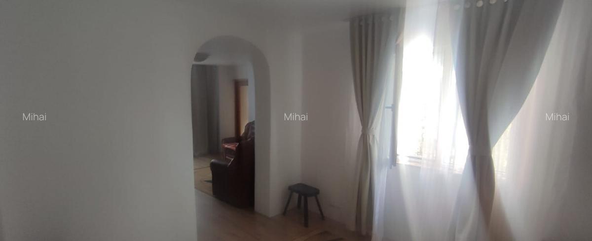 Casa cu teren aferent 1000 m2 - 9