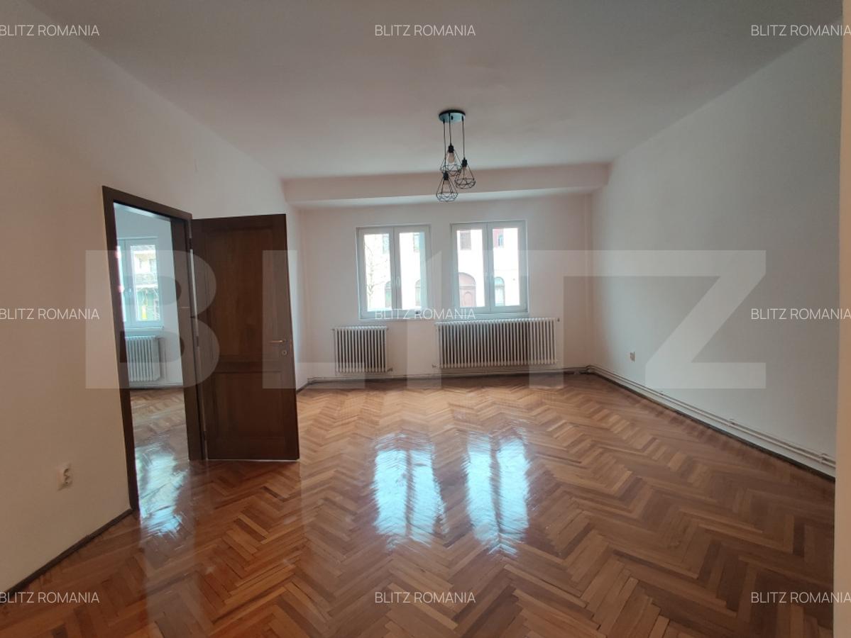 Apartament cu 2 camere, 64 mp, renovat complet, finisaje de calitate, zona Horea - 1