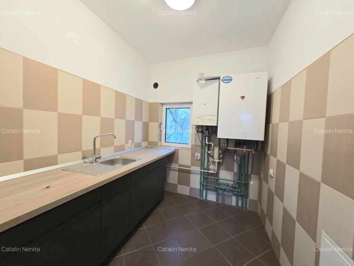 Apartament cu 6 camere nedecomandat în Moșilor - 12