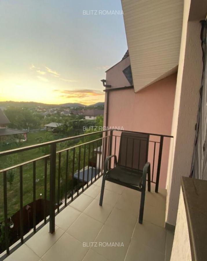 Apartament de vanzare, cu 3 camere, 120 mp, zona Marul de Au - 11