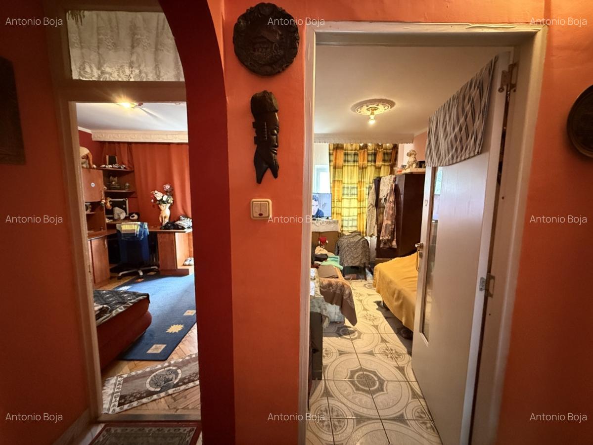 APARTAMENT 4 CAMERE, ZONA MICRO 17 - 5