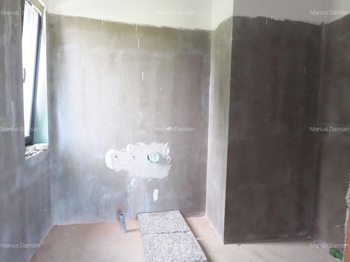 VANZARE CASA CU TEREN 800MP CORBEANCA PADURE - 14