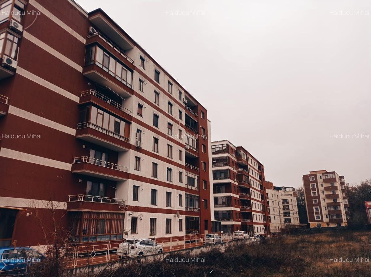Garsoniera Gavana 3 Platou , mobilată / utilată , finisaje moderne - 1