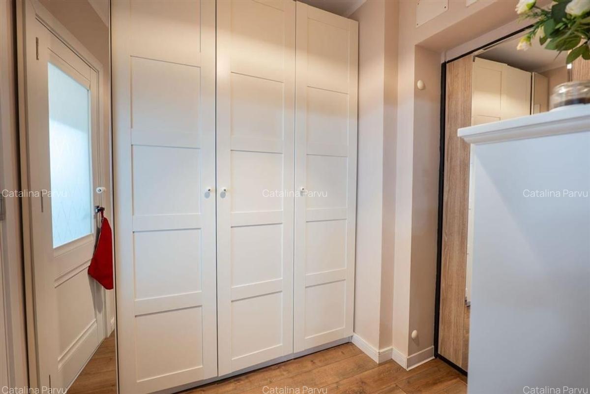 Apartament cu 2 camere semidecomandat, mobilat în P-ța Muncii - 9