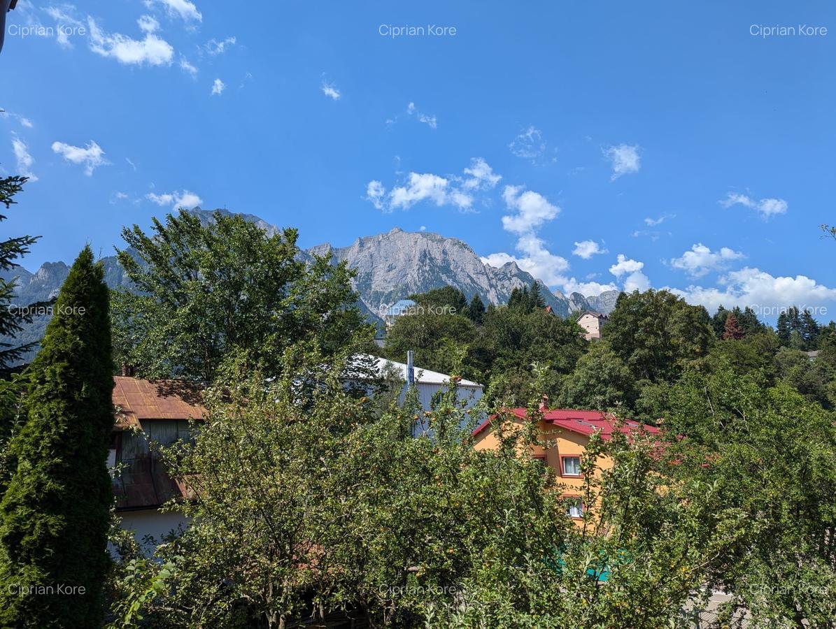 Apartament cu 3 camere in vila de vânzare în Bușteni - 1