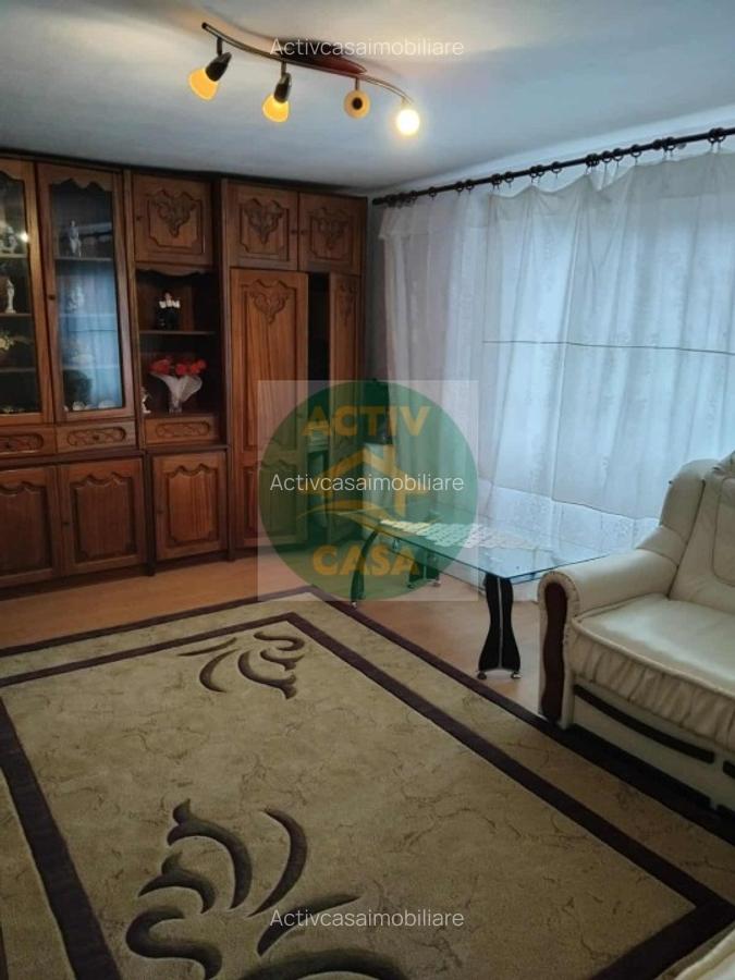 Casa de vanzare - 2 Casa de vanzare - 2