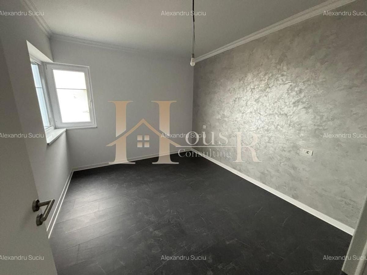 Bloc Nou. Etaj 1. Decomandat cu bucatarie inchisa - 2