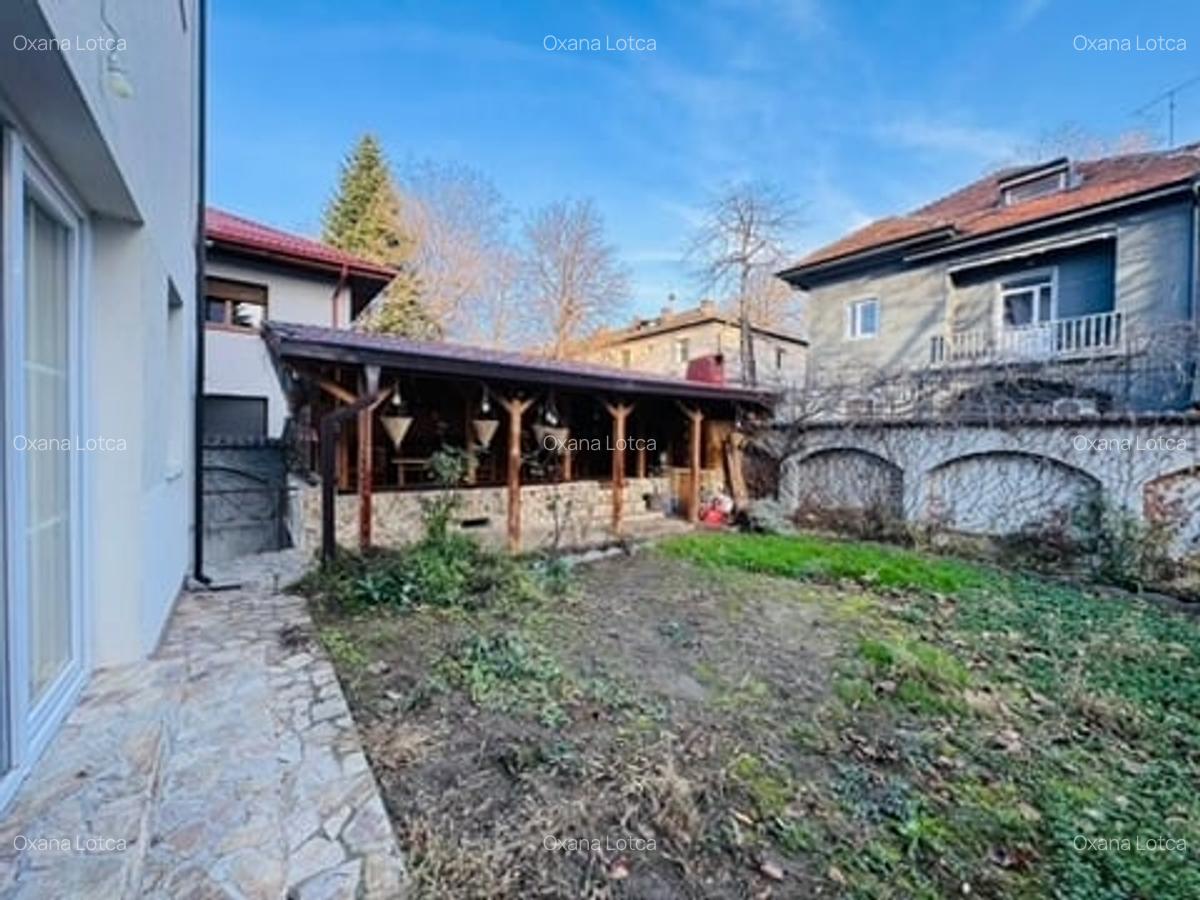 Floreasca / Casa Individuală cu 4 Apartamente - Birouri / Parcare + Curte / 2021 - 4