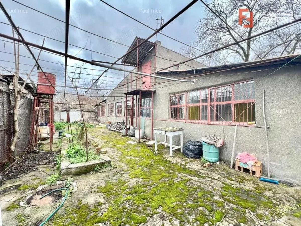 Casa individuala cu 3 camere si teren de 952 mp, zona Crisan - 17