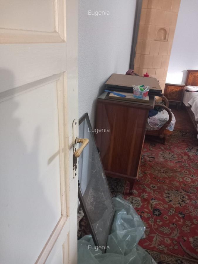 Casă pe colț, dublă deschidere, 4 camere - 2 Casă pe colț, dublă deschidere, 4 camere - 2