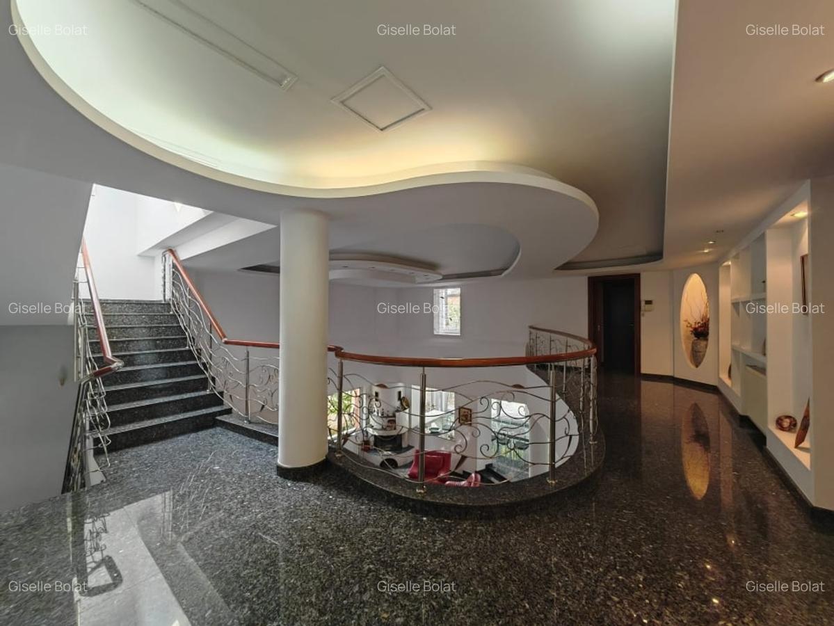 Inchiriere vila spatioasa Iancu Nicolae - piscina, util 800 mp, teren 1.600 mp - 18