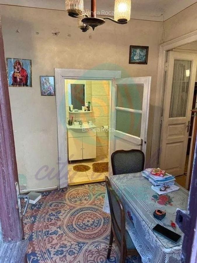 Casa singura in curte la 2 pasi de Calea Calarasilor - 9