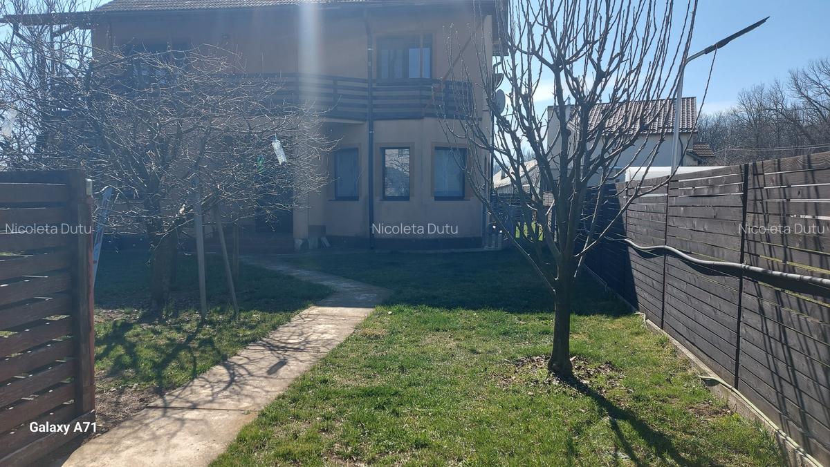 Gradistea- 2 vile individuale -1000mp teren - 16