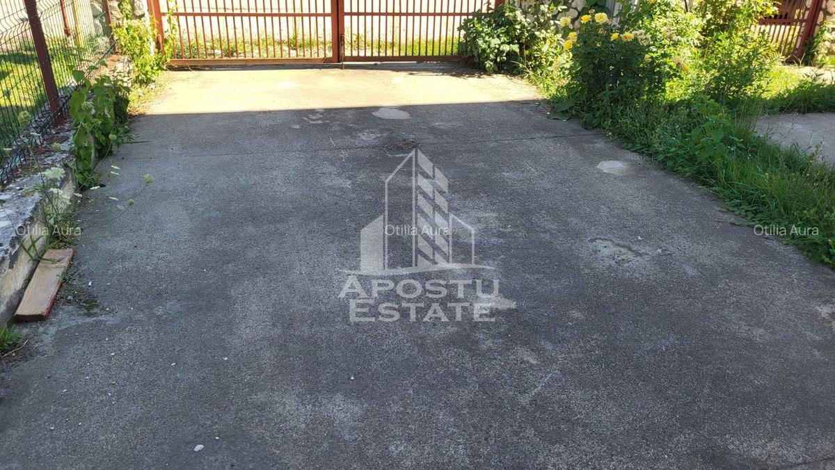 Casa individuala cu 5camere,2bai ideala pt 10 muncitori,Giarmata Vii - 21