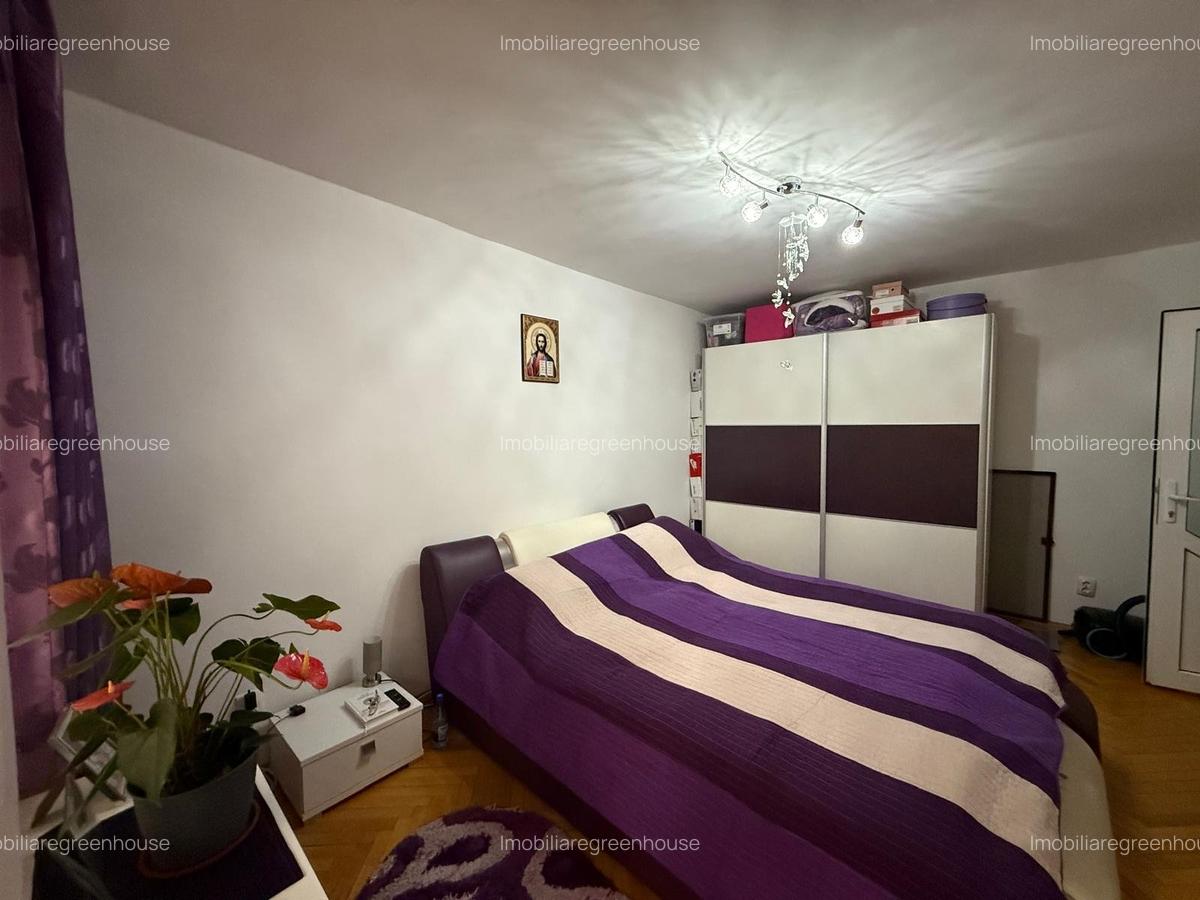 Apartament cu 2 camere transformat in 3,etaj 3, zona Ulpia - 17