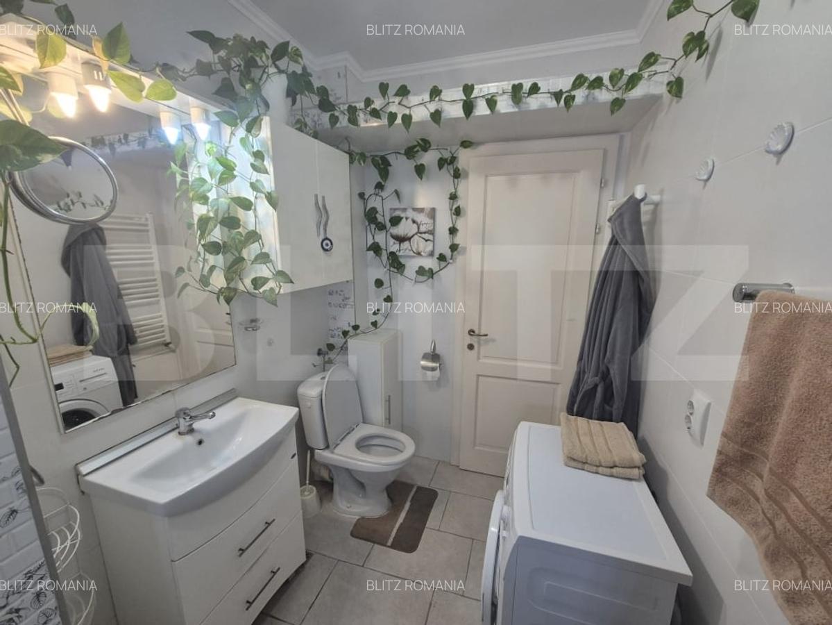 Apartament semidecomandat cu 2 camere, parcare, zona Tineretului - 11 Apartament semidecomandat cu 2 camere, parcare, zona Tineretului - 11