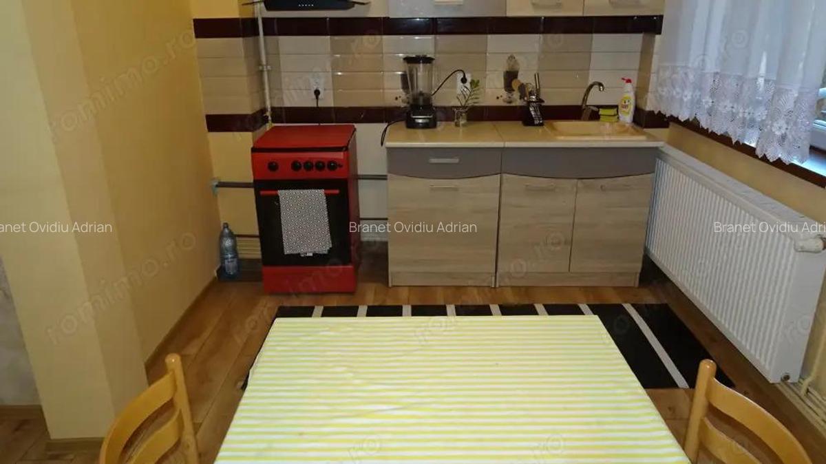 Inchiriez apartament 2 camere in Deva, zona ultracentrala (Casa de Cultura), etaj 1, - 9