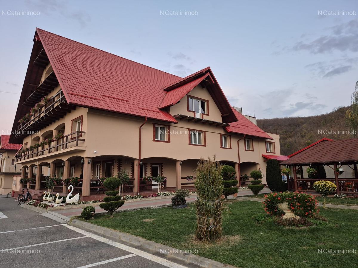 Oportunitate  de investiție – Clădire + afacere activă, Șoimi (Bihor) - 2