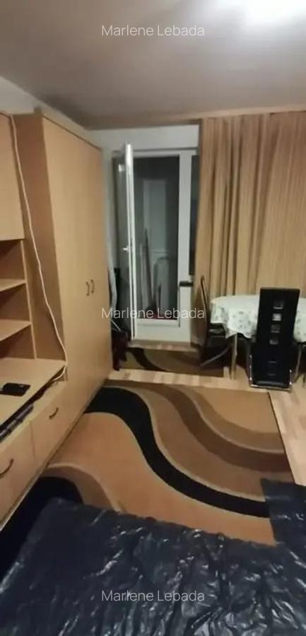 Garsonieră decomandată, mobilată în Vitan - 1