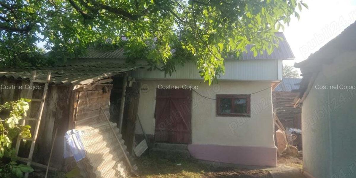 Vand casa in satul Feredeni - 3