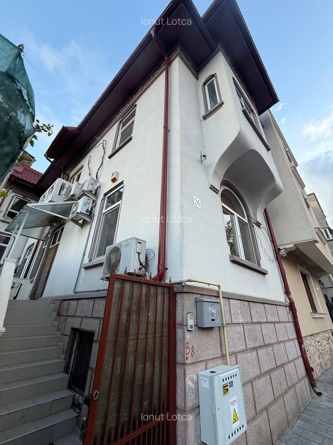 Vila in zona Mosilor / D+P+1+M/ Ideala  Birouri, Clinica, After school-330 mp - 10