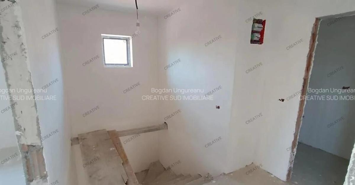 Vila INDIVIDUALA - 4 Camere - 350 mp teren - Sos. Oltenitei DN 4 - 30