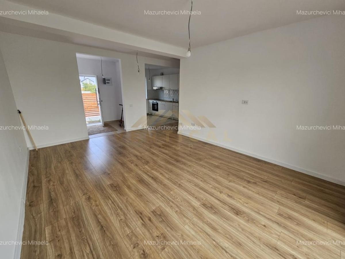 Casă cu 3 camere în Berceni - 15