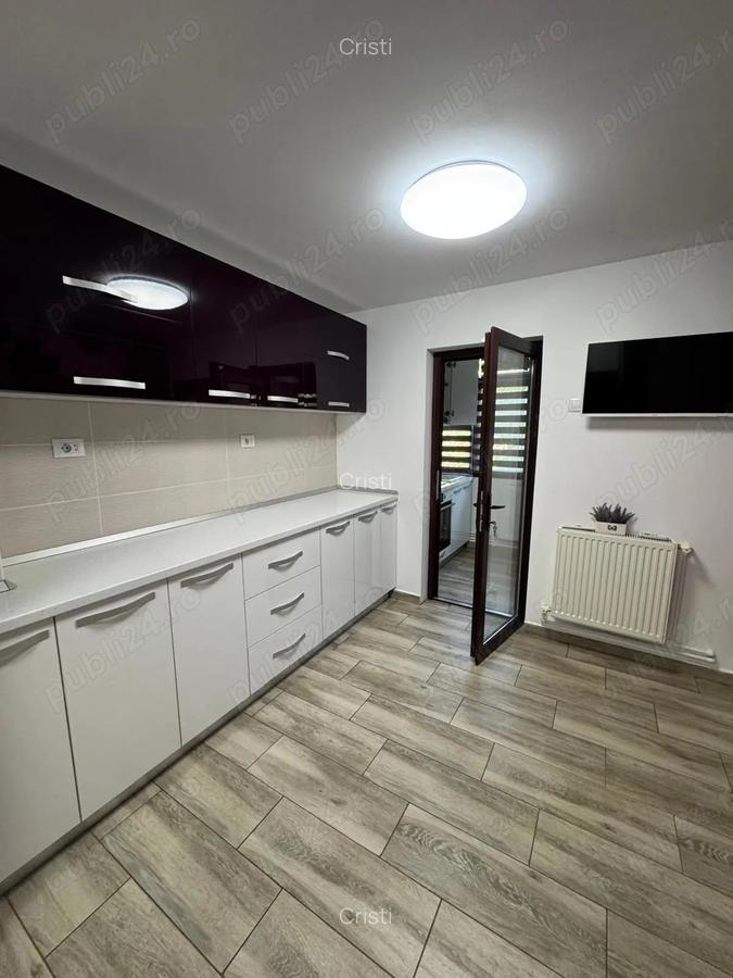 Apartament de vanzare - 3