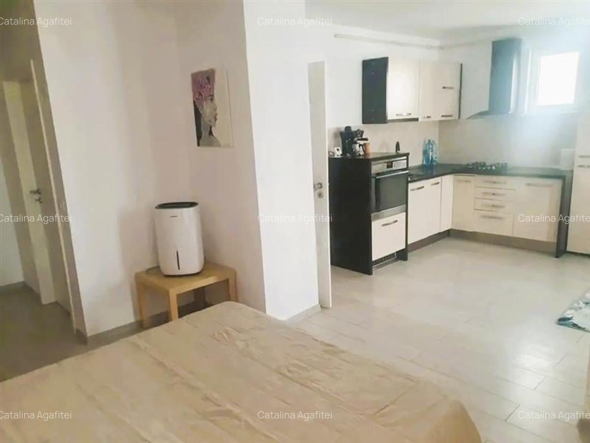 Apartament cu 2 camere, mobilat în Sânpetru - 3