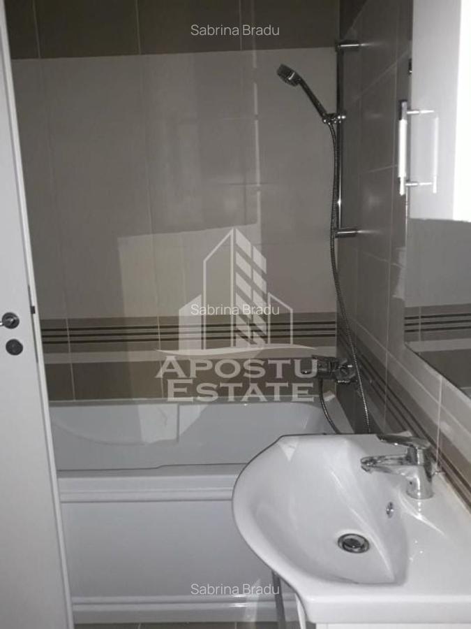 Aparatament cu o camera ,centra propie si loc de parcare Zona Torontal - 6