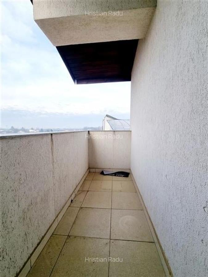 Apartament cu 3 camere semidecomandat în Bucureștii Noi - 18