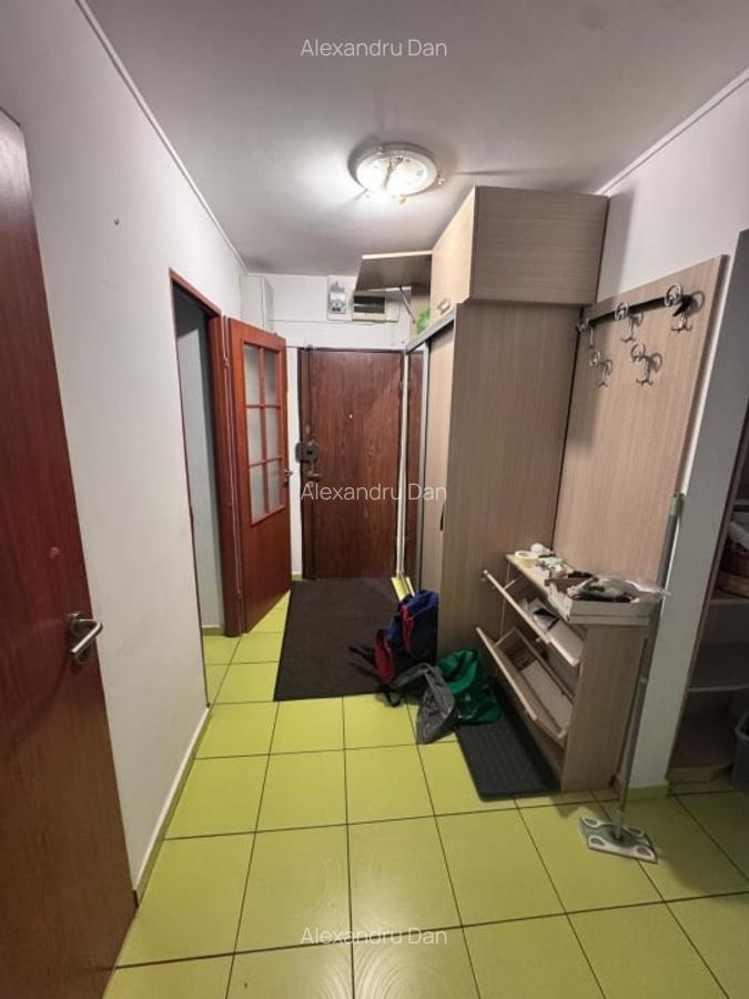 Apartament 4 camere-decomandat-zona Politehnicii - 1