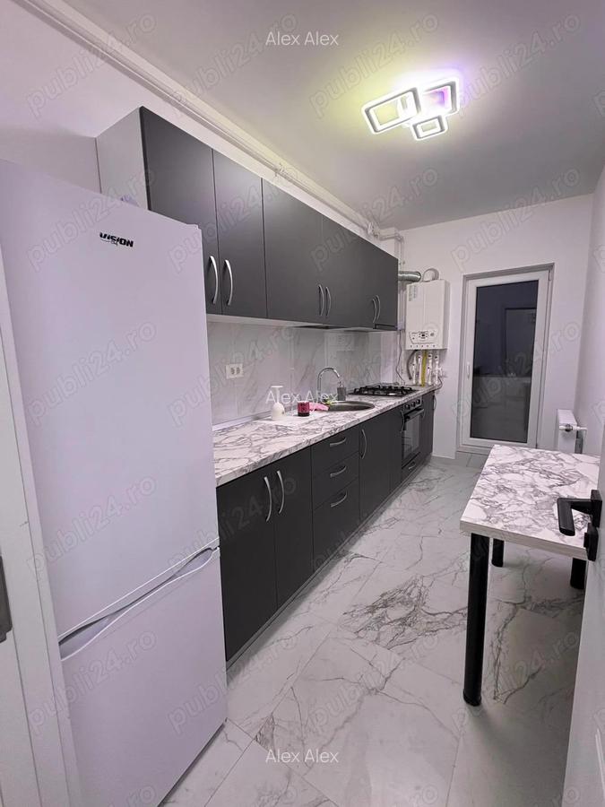 Inchiriez garsoniera - 2