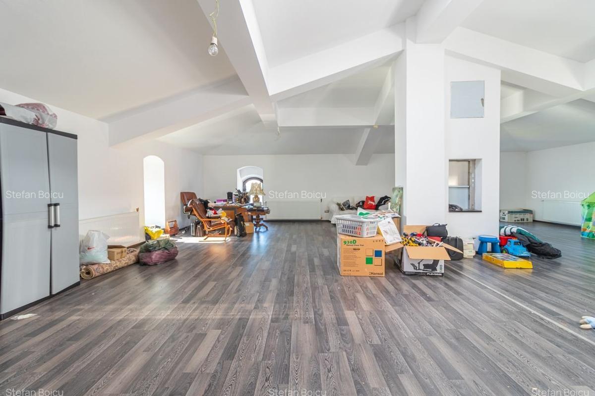 Vila cu piscina si garaj - 6 dormitoare - Pantelimon - 36