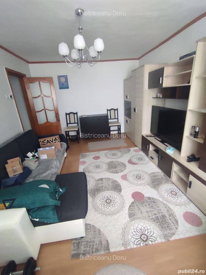 P. fizica vand ap. 2 camere, dec., 58 mp, et. 4 4, acoperit, P. Neam?, str. Aurorei, 51000 euro. - 1