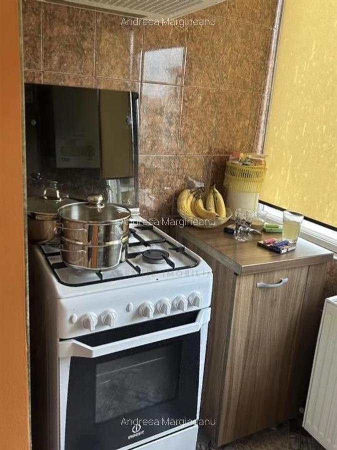 LIPOVEI - 2 Camere - Etaj 3 - Centrala proprie - Model mare - 4