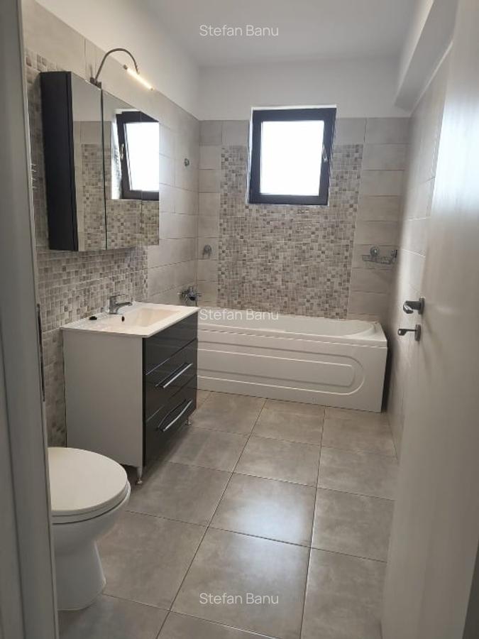 Vând apartament 3 camere 80 mp cu tot cu loc de parcare - 7