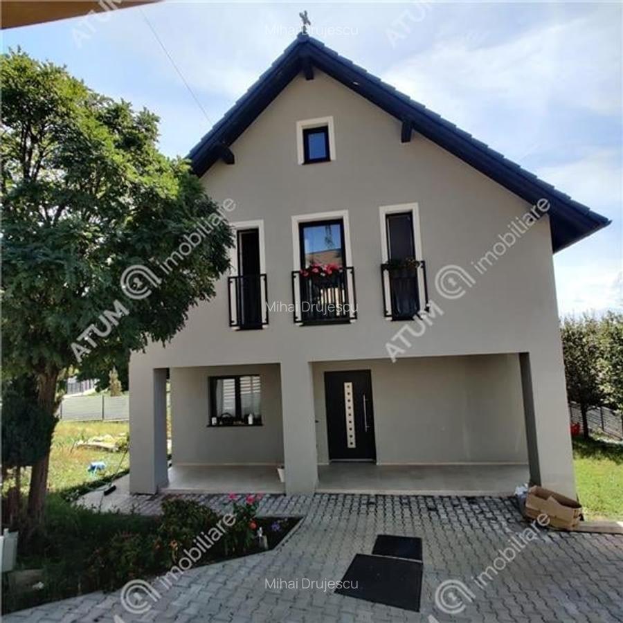 Casa cu 4 camere decomandate si gradina in zona Bavaria in Sibiu - 1