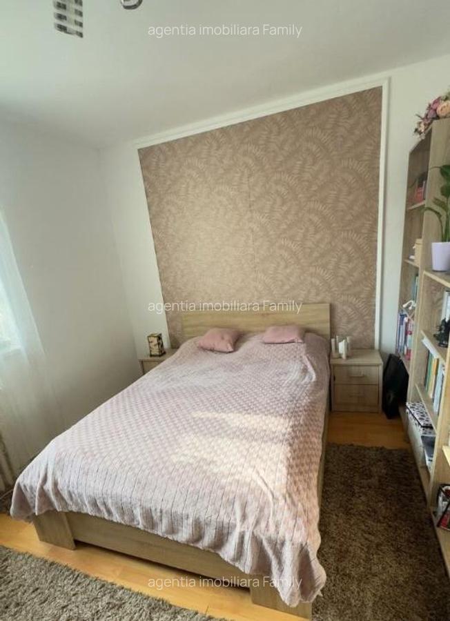 Apartament cu 2 camere decomandate etaj 1 - Zona Central - 4