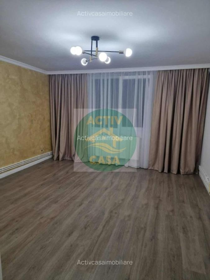 Garsoniera renovata, etaj intermediar - 1 Garsoniera renovata, etaj intermediar - 1