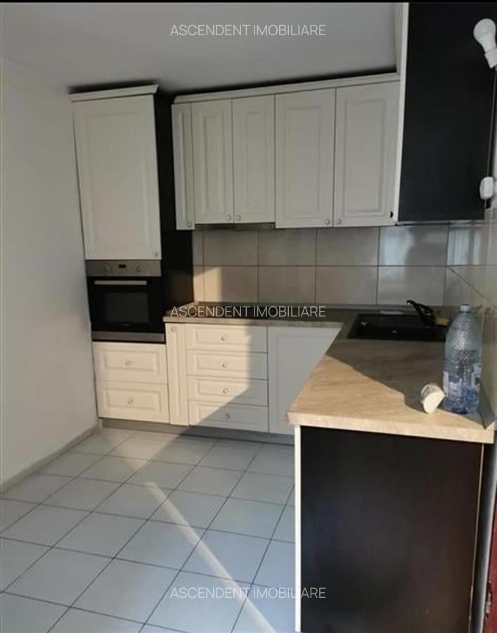 Apartament cu 2 camere, Teatrul Dramatic - 2