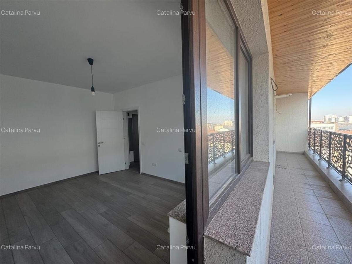 Apartament cu 2 camere decomandat în Titan - 5